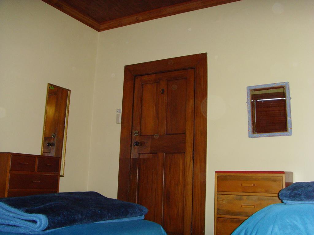 Big Tree Lodge Метвен Екстериор снимка