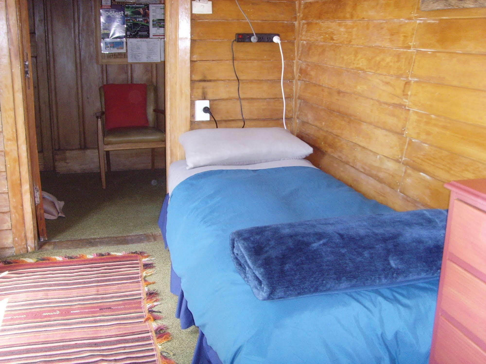 Big Tree Lodge Метвен Екстериор снимка